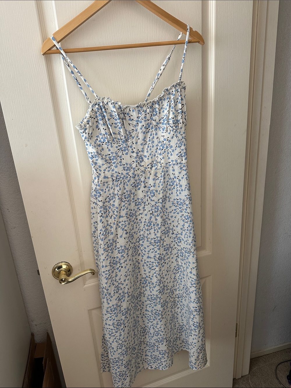 Sleeveless White & Light Blue Floral Midi Dress